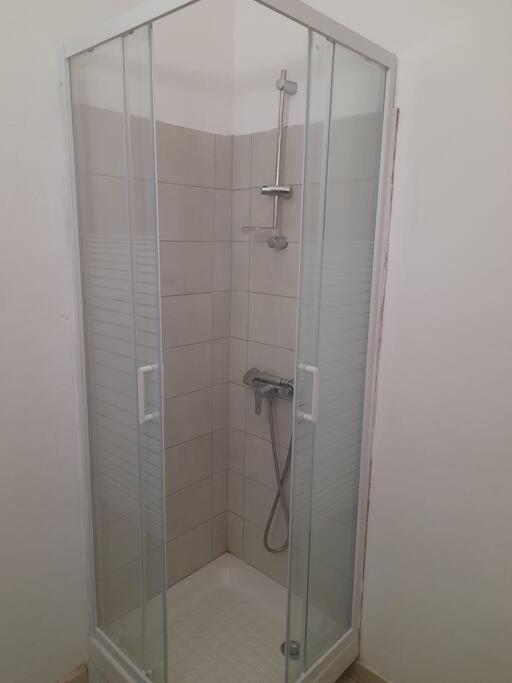 Appartement T3 Coeur De Ville Patio ฟอร์-เดอ-ฟร็องส์ ภายนอก รูปภาพ